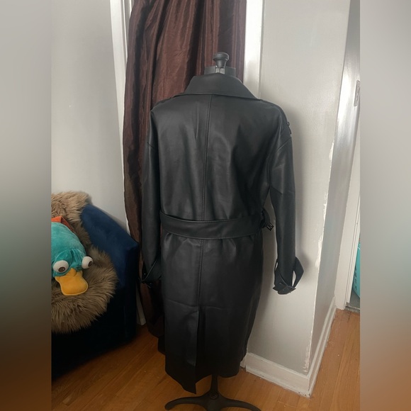 Plus Black Faux Leather Statement Buckle Trench Coat - Picture 10 of 10